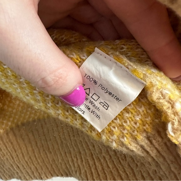 Shein | Yellow Daisy Flower Print Button Front Cardigan Size Large - Picture 5 of 6